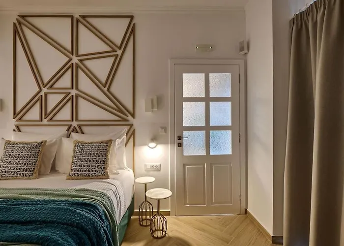 Kaizen Chania - New Central Apartment Just 350M Away With Private Jacuzzi And Free Parking!